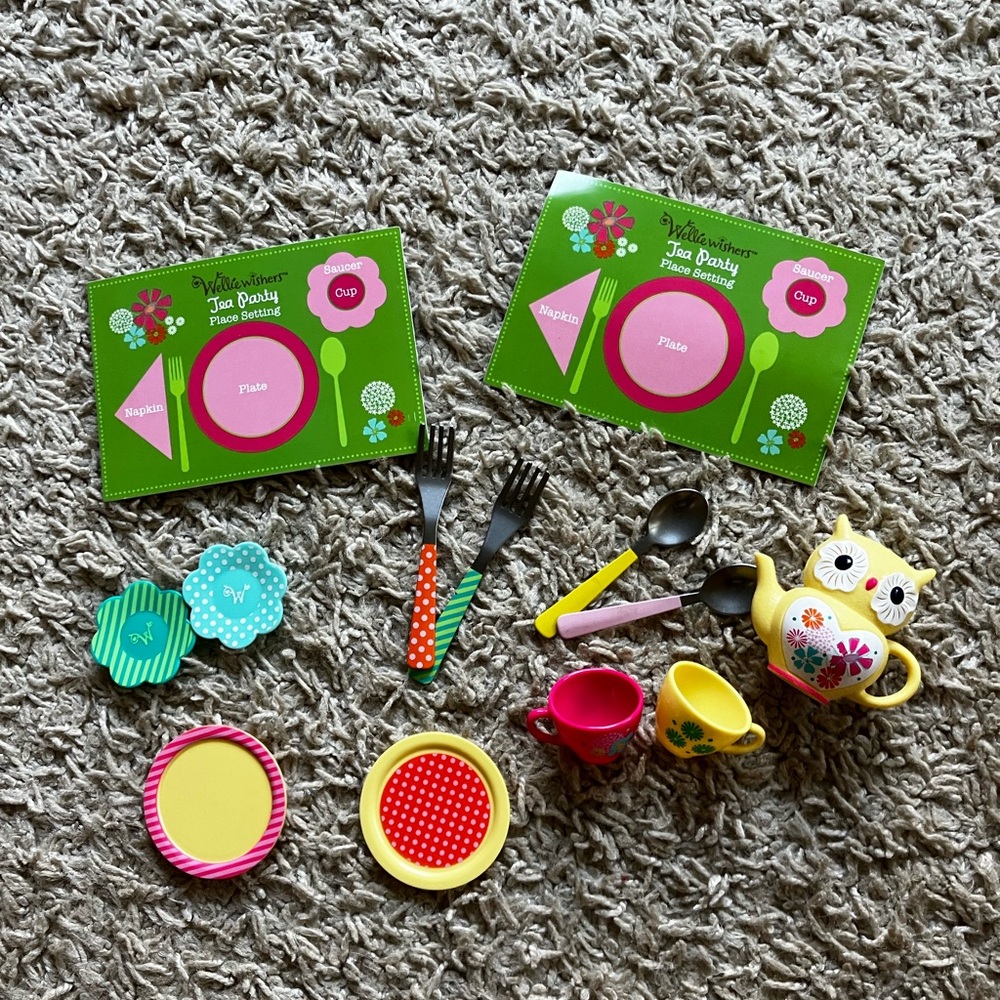 American girl Wellie wishers tea party set